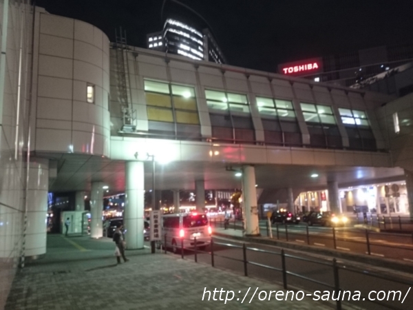 横浜「ヨコヤマ・ユーランド鶴見」ＪＲ川崎駅送迎バス乗り場画像